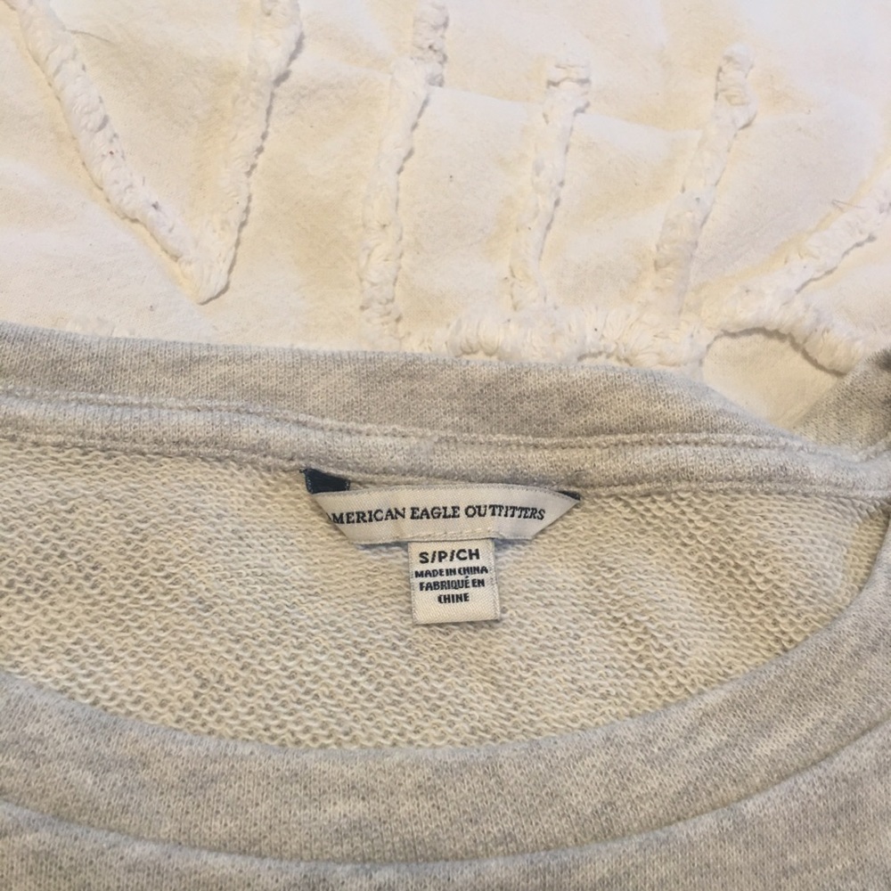 American Eagle Sweatshirt - Picture 2 of 2